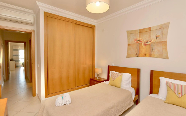 Praia Village 104 - Clever Details