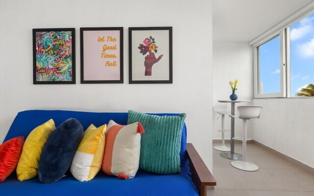 Puerto Rico Condado Beachfront w Pool Rental Otium Rentals