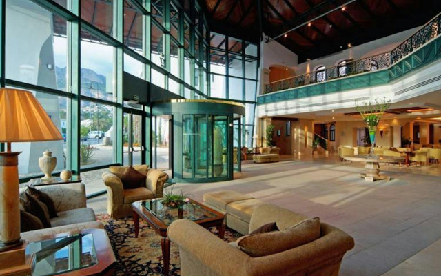 SH Villa Gadea Hotel