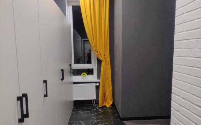 Спите как дома на улице Игоря Киртбая 29