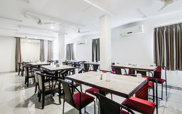 OYO 1466 Hotel G Square