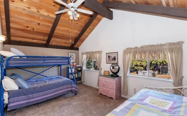 044 - Lazy Bear Chalet