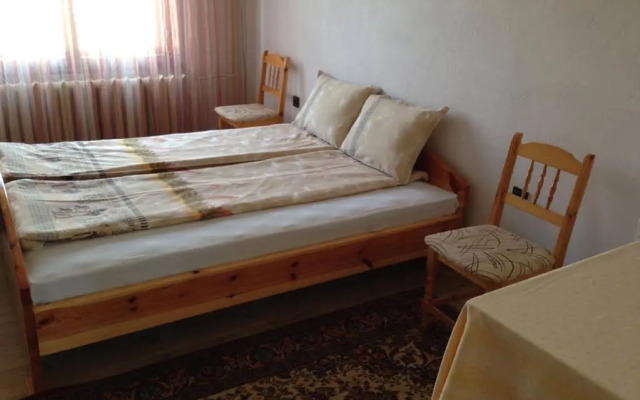Katya Guest House