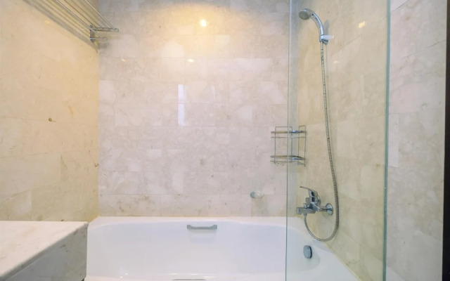 Comfort Stay 2Br At Masterpiece Apartment