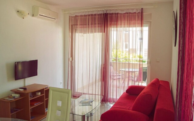 Stunning Apartment in Novalja With Wifi and 2 Bedrooms