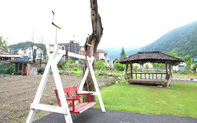 Muju Imperial Family Pensiion