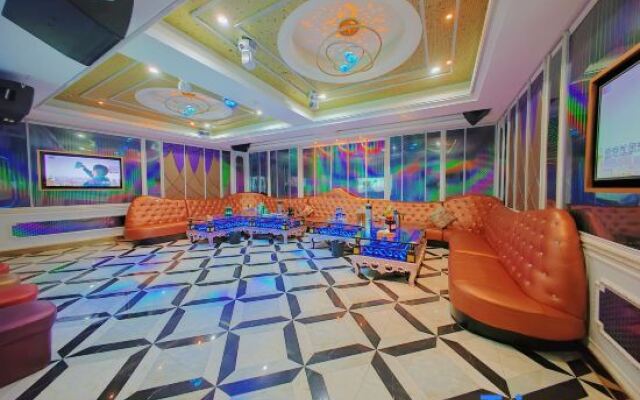 Meijule E-Sports Hotel (Haifeng Food Street)