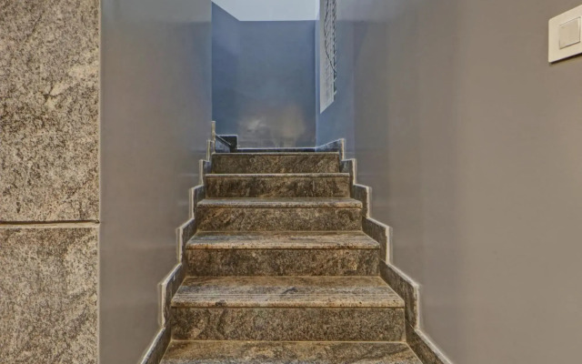Collection O 93145 Dhruvas Residency