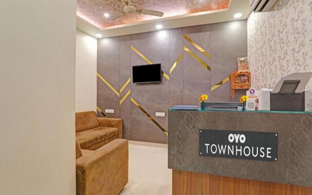 OYO Townhouse 1085 Hotel A Residency