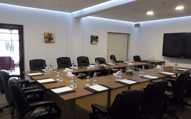 Golden Tulip Bahrain