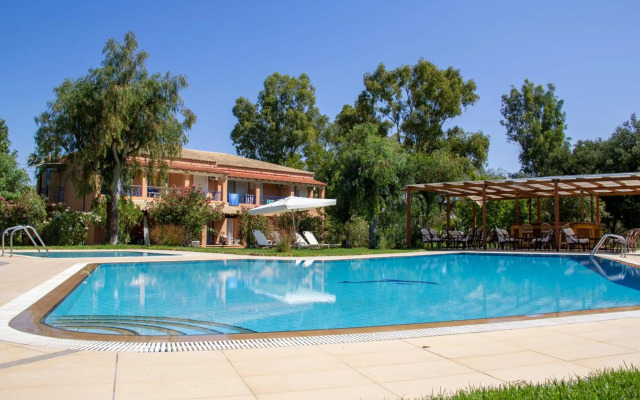 Tellis Holiday Rooms By Hotelius