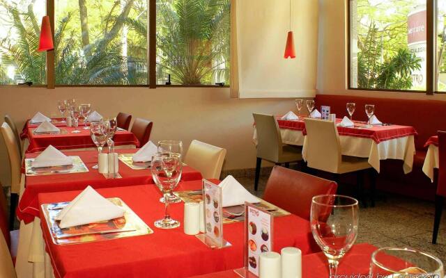 Manhattan Porto Alegre by Mercure