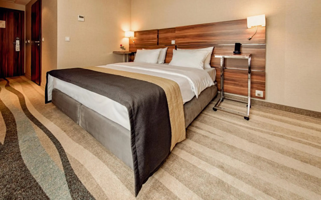Warsaw Plaza Hotel