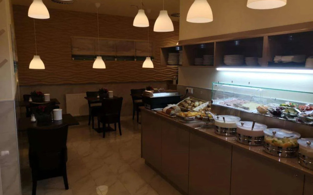 Ch-Hotel Luka