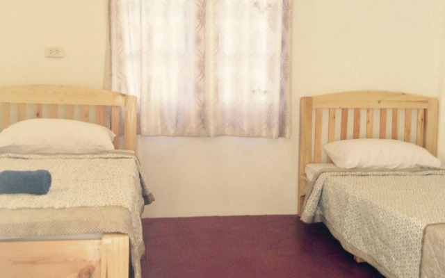 Phurida Hostel - Adults Only