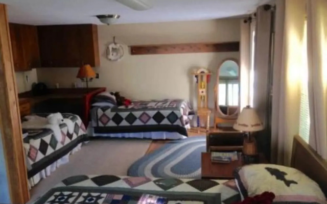 Anchorage Walkabout Town B&B