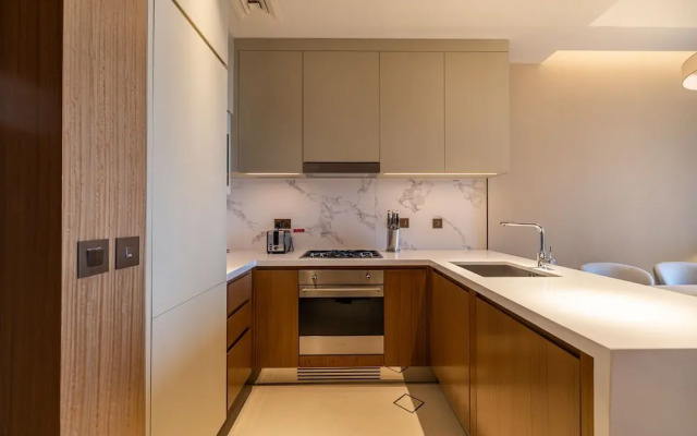 Address Opera 1205 Downtown