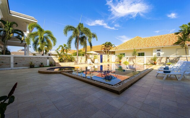 Luxurious 5-Bed Private Pool Villa - PV5