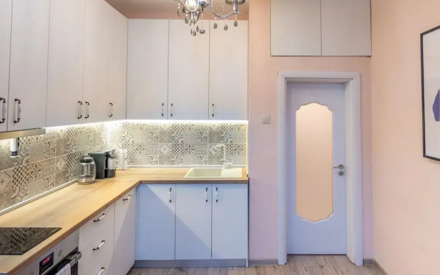 Spacious 1bdr Apartment Near City Center