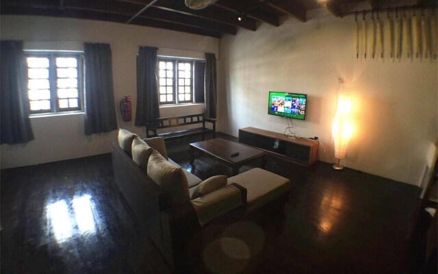 1981 Guest House