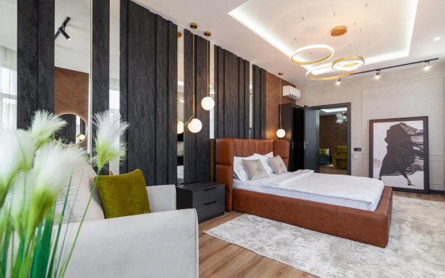 Royal VIP Apartment on Gorodotska 31