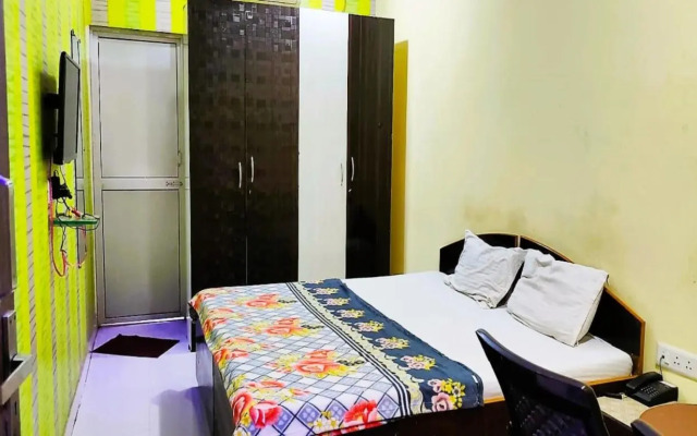 Hotel Madhuwan Heights