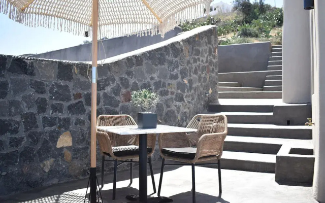 Panthea Suite Santorini