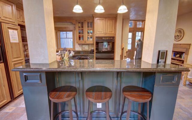 Keystone Gulch Estate 1688