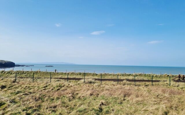 Dunluce Park - Portrush by the Sea