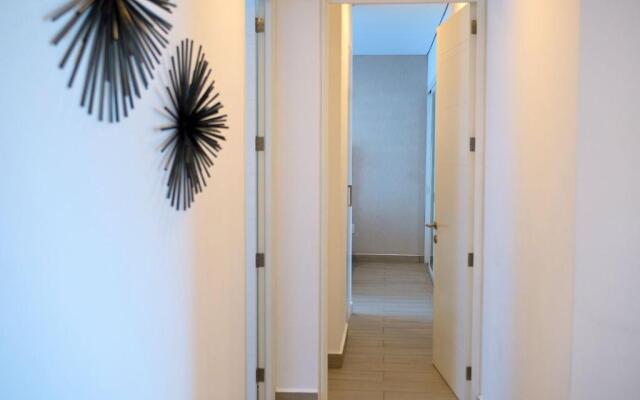 Real View Towers E201 by Casago