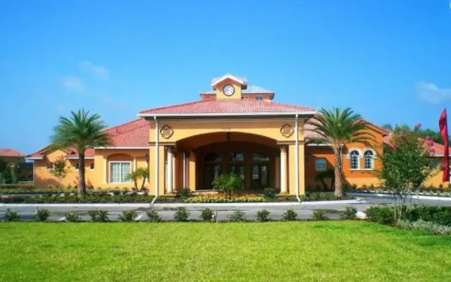 Bella Vida Resort by ihome Resort