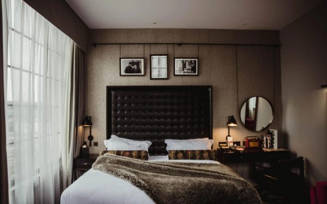 Hotel Gotham
