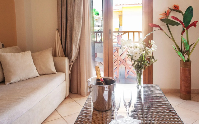 Paralio Hotel