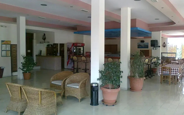 Sotirakis Hotel Studios