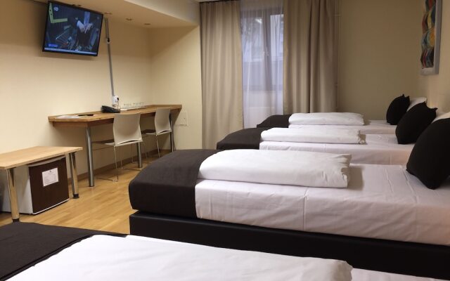 Lloyed Hotel
