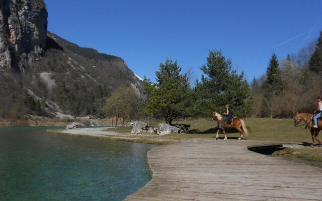 Hotel Garni Lago Nembia