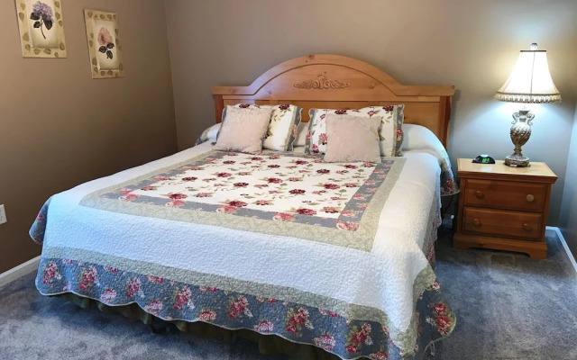 Whispering Pines 252