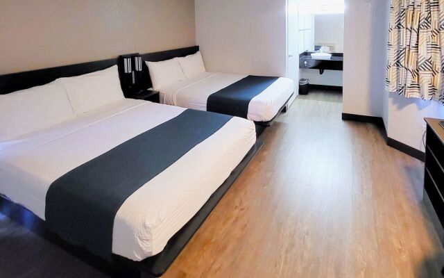 Motel 6 Anaheim, CA - Fullerton East