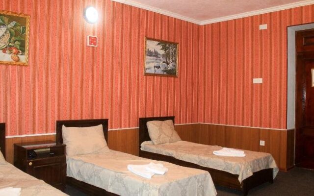 Lux Hotel