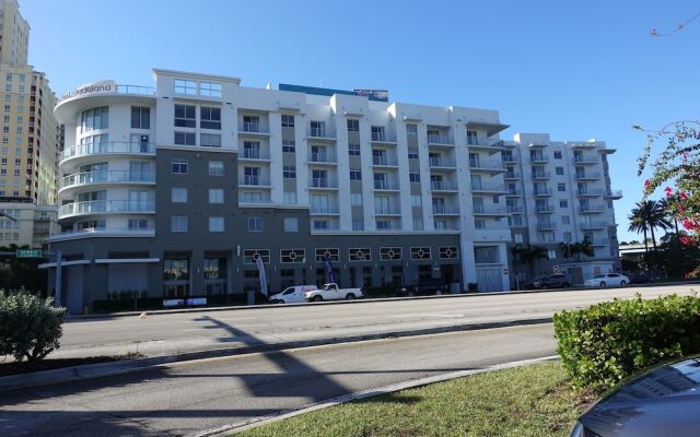 Pearl by Miami Vacations