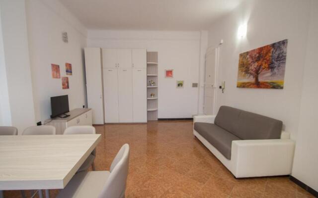 Monolocale nelle mura antiche a 80 mt dal mare