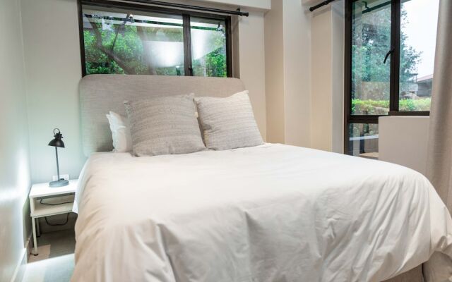 BlackBrick Bedfordview ApartHotel