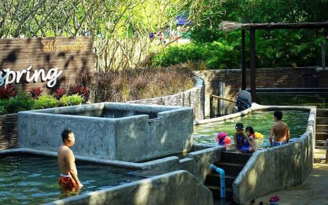Sippa Hot Spring Resort