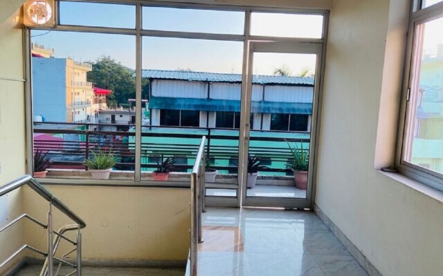 Goroomgo Gayatri kunj Rishikesh