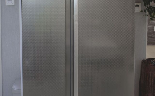 Private Family Homestay - Farm Square