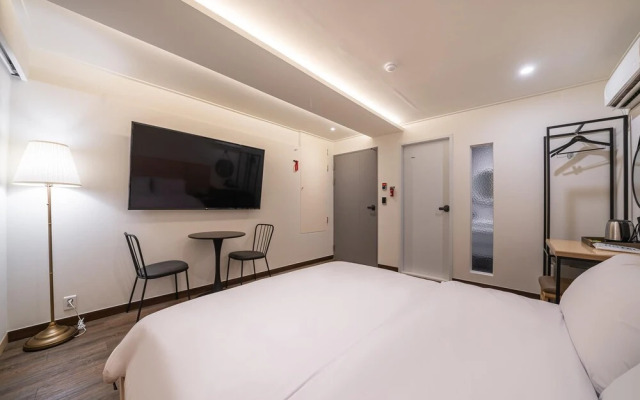 Seogwipo The Hotel