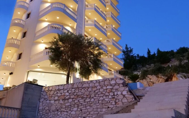 Sky Way SKK Luxury Apartments