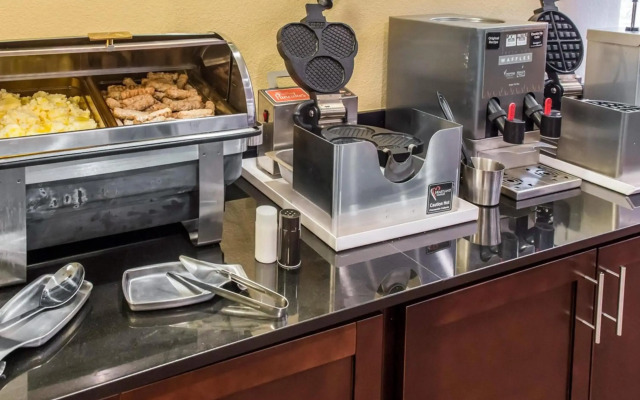 MainStay Suites Pittsburgh Airport