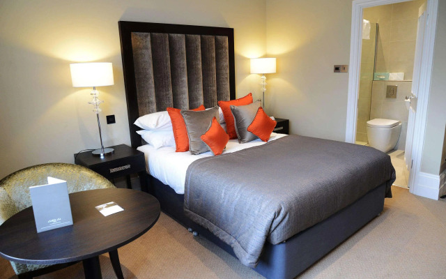 Oatlands Park Hotel