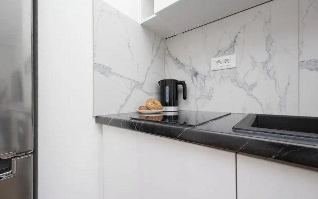 Spacious Apartment for 4 by Renters